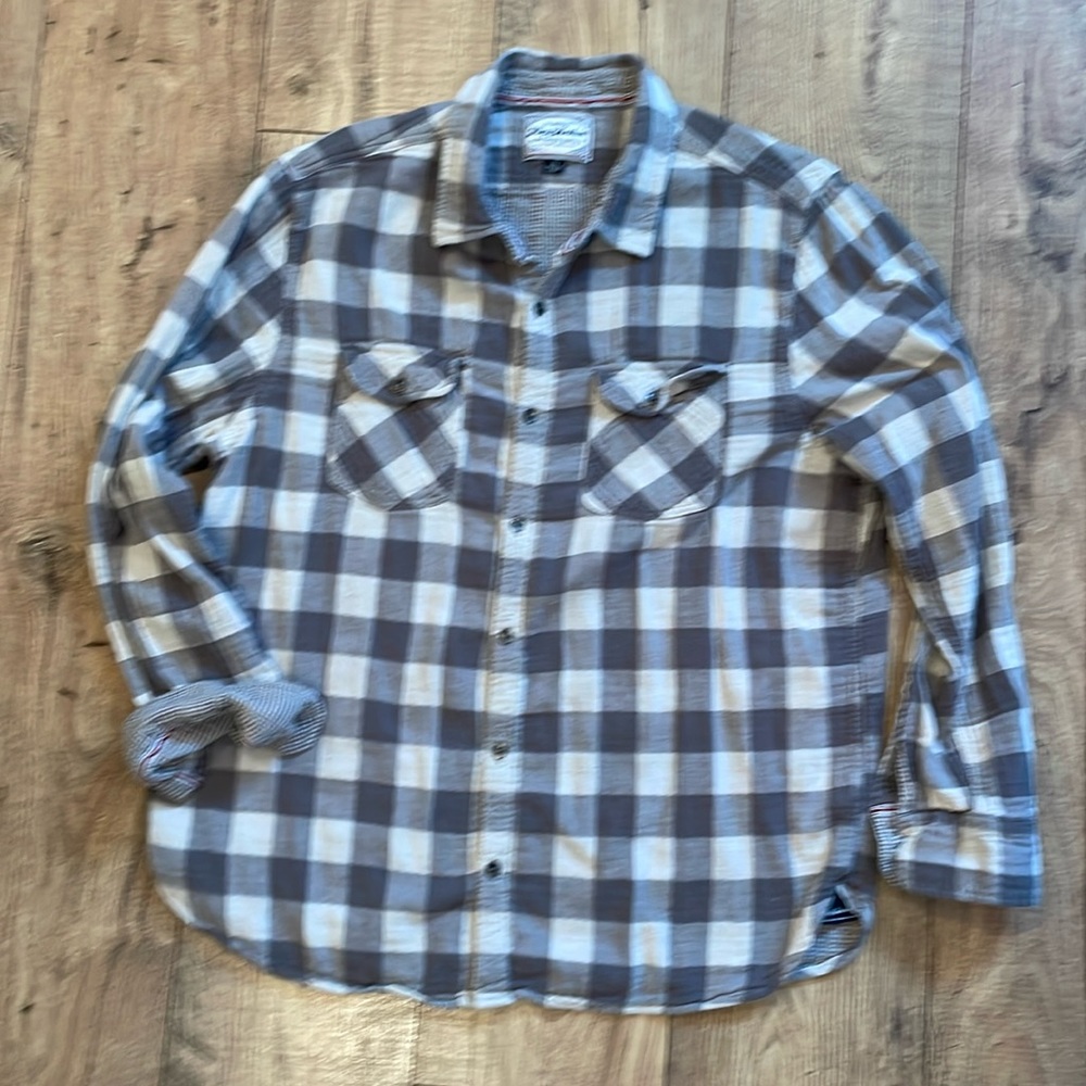 Flag & Anthem men’s size XL button down.